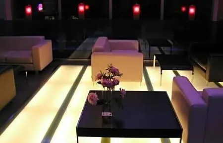 Moon Hotel 2*